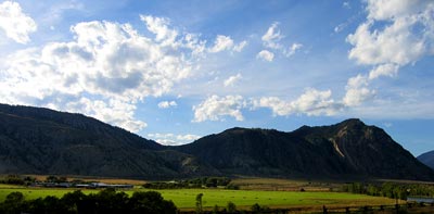 Huge skies to go with the huge mountains.